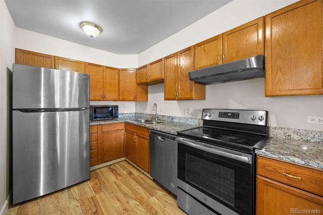 650 S Alton Way 3B, Denver, CO 80247