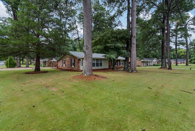 2722 East Lindsay, Columbus, GA 31907