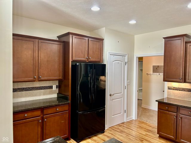 98 E Wind Chime Circle, Greenwood, IN 46143