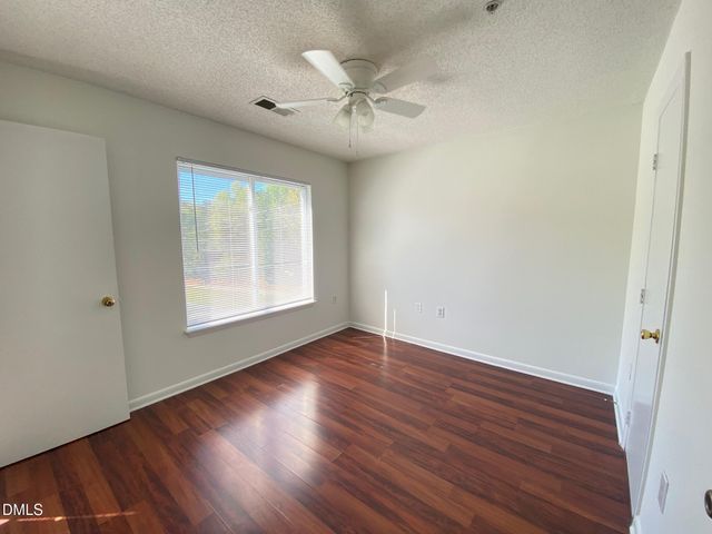 1220 University Court 203, Raleigh, NC 27606