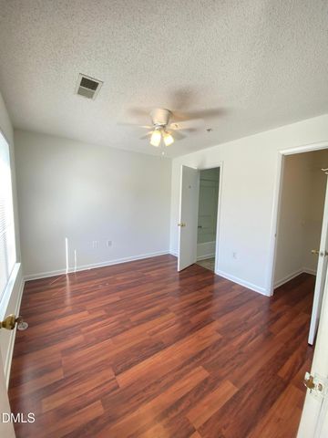 1220 University Court 203, Raleigh, NC 27606