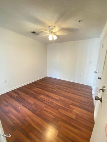 1220 University Court 203, Raleigh, NC 27606