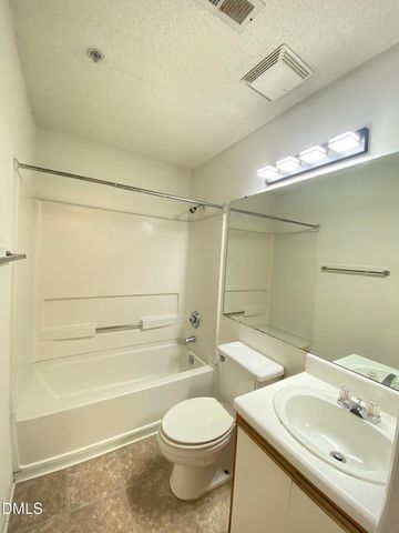 1220 University Court 203, Raleigh, NC 27606