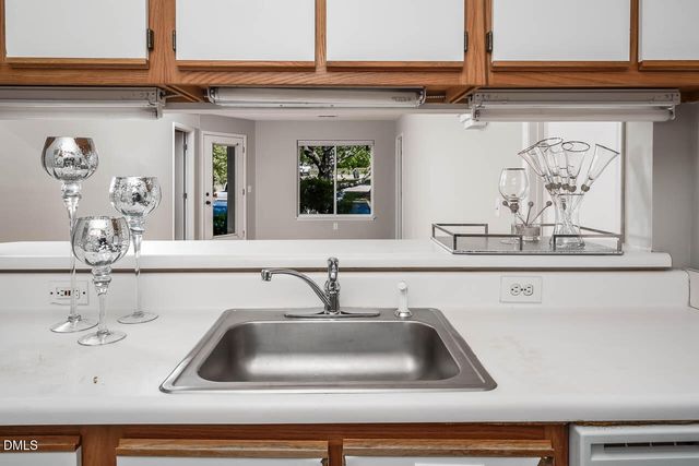 1220 University Court 203, Raleigh, NC 27606