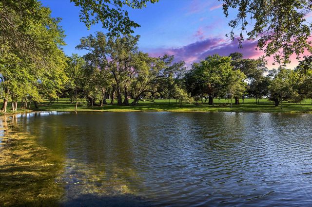 6345 Wynne Lane, Round Top, TX 78954