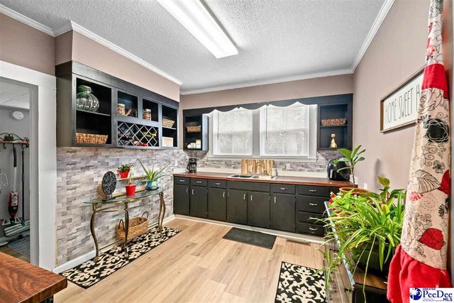 222 E Wine, Mullins, SC 29574