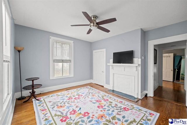 222 E Wine, Mullins, SC 29574