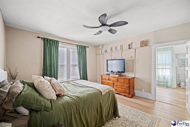 222 E Wine, Mullins, SC 29574