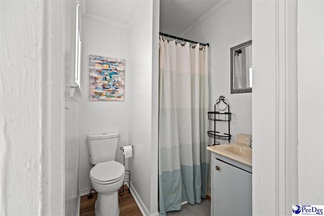 222 E Wine, Mullins, SC 29574