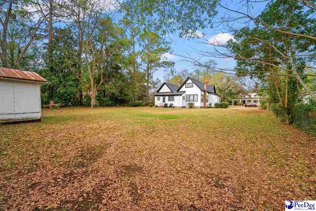 222 E Wine, Mullins, SC 29574