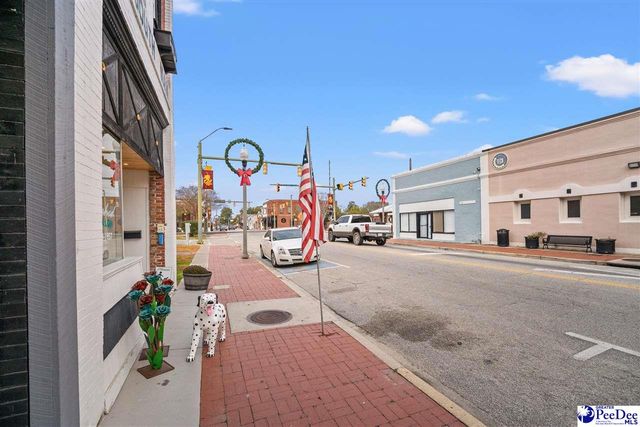 222 E Wine, Mullins, SC 29574