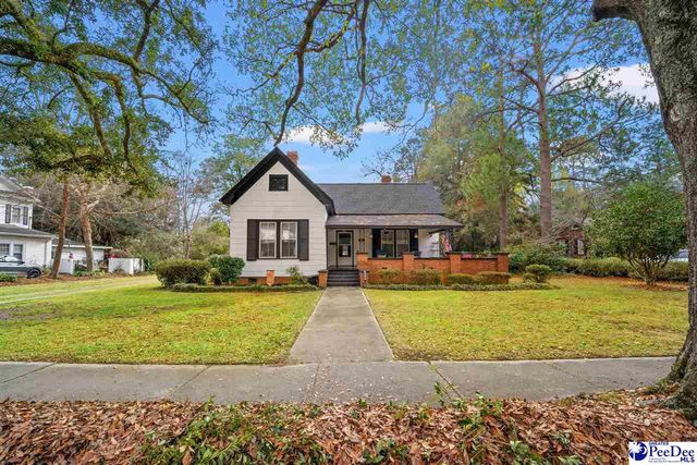 222 E Wine, Mullins, SC 29574