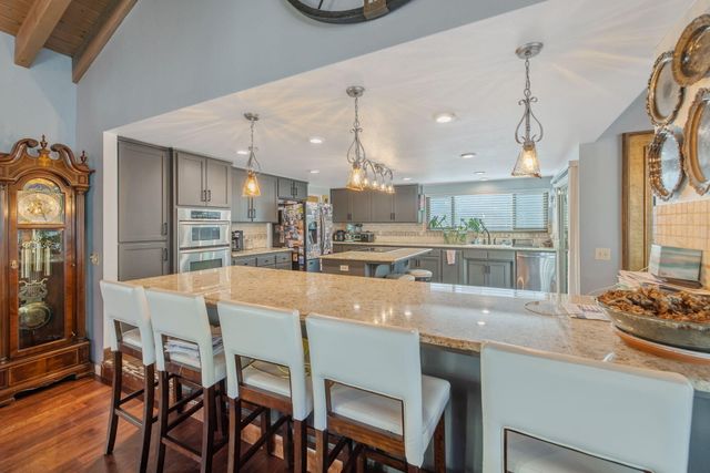 3728 W Nicholas Avenue, Visalia, CA 93291