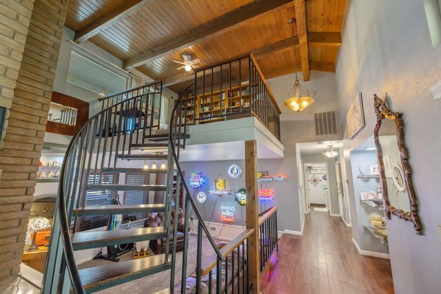 3728 W Nicholas Avenue, Visalia, CA 93291