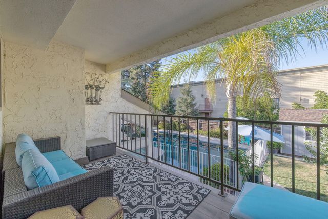 3728 W Nicholas Avenue, Visalia, CA 93291