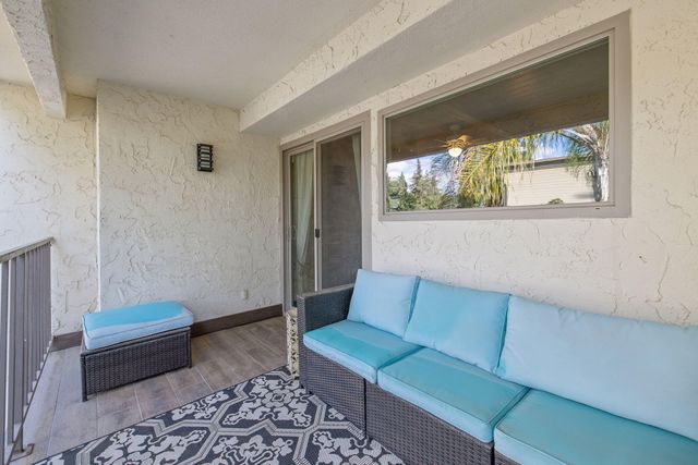 3728 W Nicholas Avenue, Visalia, CA 93291