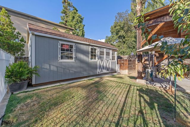 3728 W Nicholas Avenue, Visalia, CA 93291