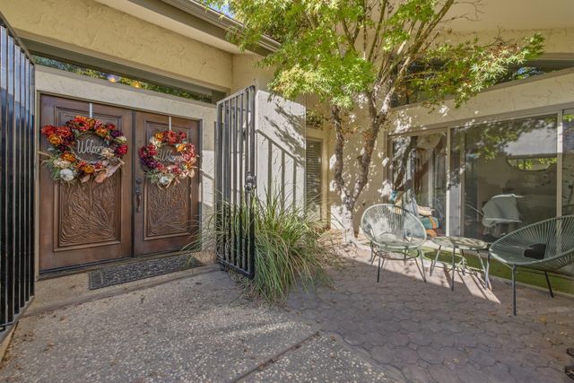 3728 W Nicholas Avenue, Visalia, CA 93291