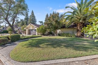 3728 W Nicholas Avenue, Visalia, CA 93291