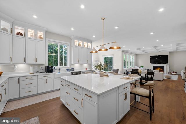 43113 BITTER PERSIMMON CT, Centreville, VA 20120
