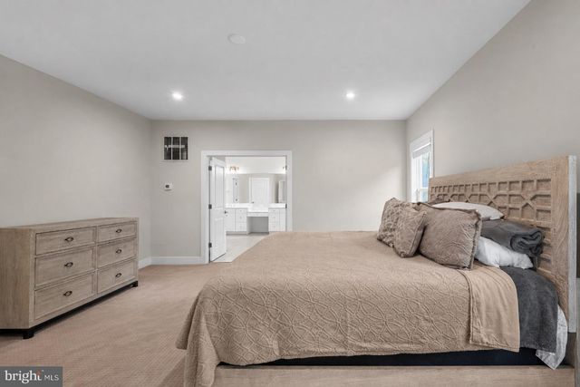 43113 BITTER PERSIMMON CT, Centreville, VA 20120