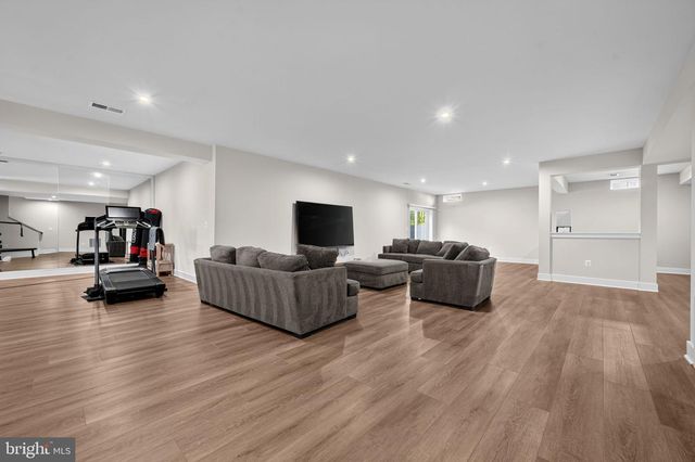 43113 BITTER PERSIMMON CT, Centreville, VA 20120
