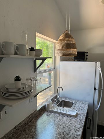 114 Yuma, San Antonio, TX 78211