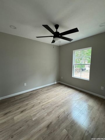 114 Yuma, San Antonio, TX 78211