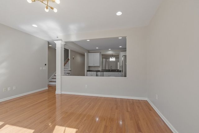 26 Kendall Ct 67, Bedford, MA 01730