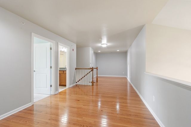 26 Kendall Ct 67, Bedford, MA 01730