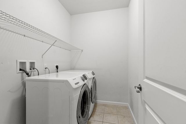 26 Kendall Ct 67, Bedford, MA 01730