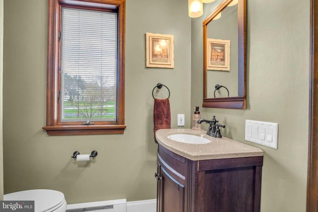 300 HOLLOWBROOK DR, Carlisle, PA 17013