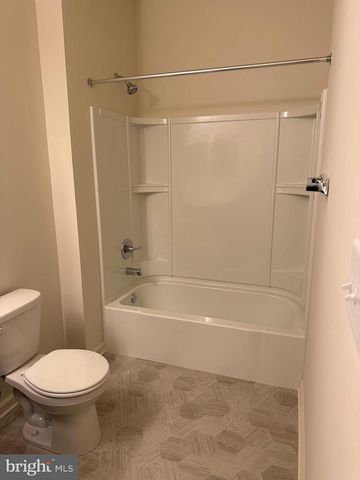 401 LENAPE WAY, Claymont, DE 19703