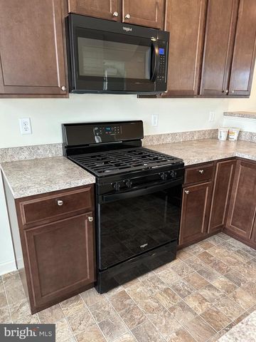 401 LENAPE WAY, Claymont, DE 19703