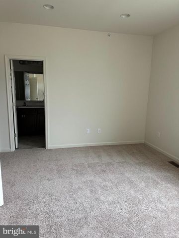 401 LENAPE WAY, Claymont, DE 19703
