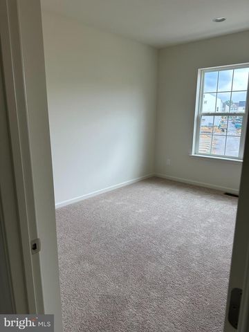 401 LENAPE WAY, Claymont, DE 19703