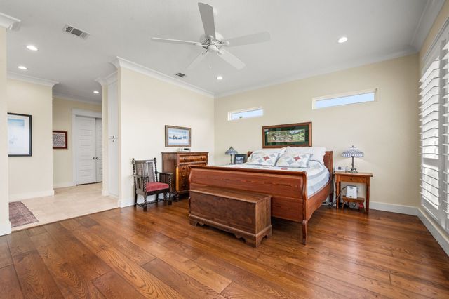 109 Bear Cat Court, Alvord, TX 76225