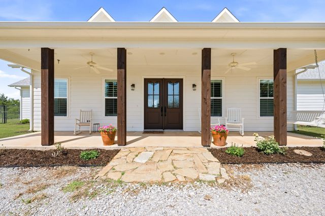 109 Bear Cat Court, Alvord, TX 76225