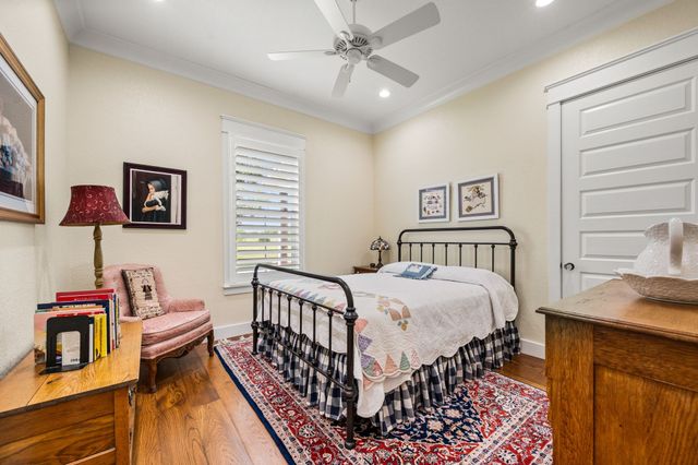 109 Bear Cat Court, Alvord, TX 76225