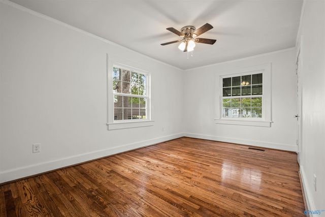 935 Oakview Avenue, Gadsden, AL 35901