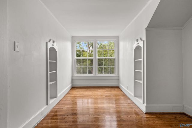 935 Oakview Avenue, Gadsden, AL 35901