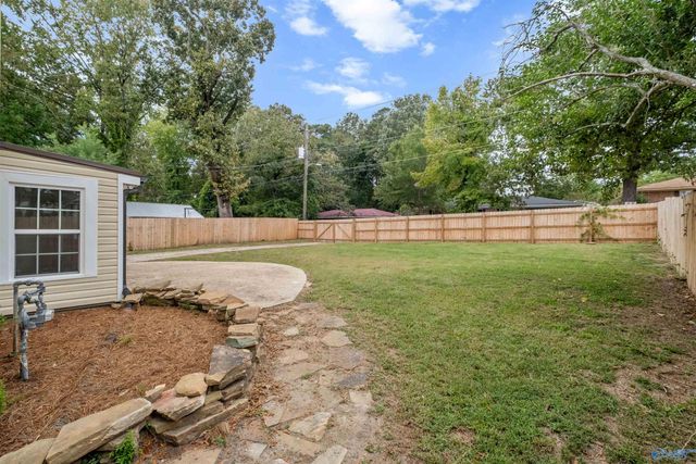 935 Oakview Avenue, Gadsden, AL 35901