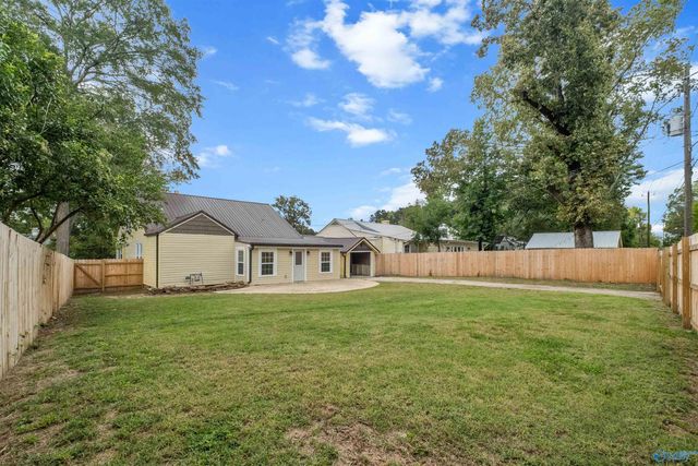 935 Oakview Avenue, Gadsden, AL 35901