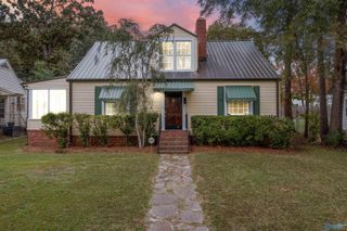935 Oakview Avenue, Gadsden, AL 35901
