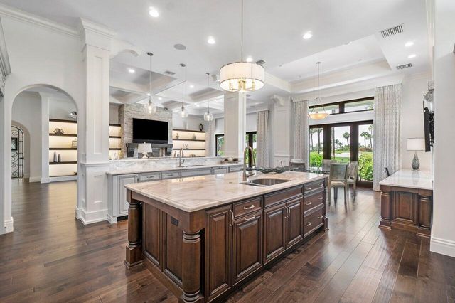 1904 SE Sailfish Point Boulevard, Stuart, FL 34996