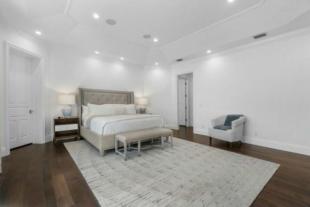 1904 SE Sailfish Point Boulevard, Stuart, FL 34996