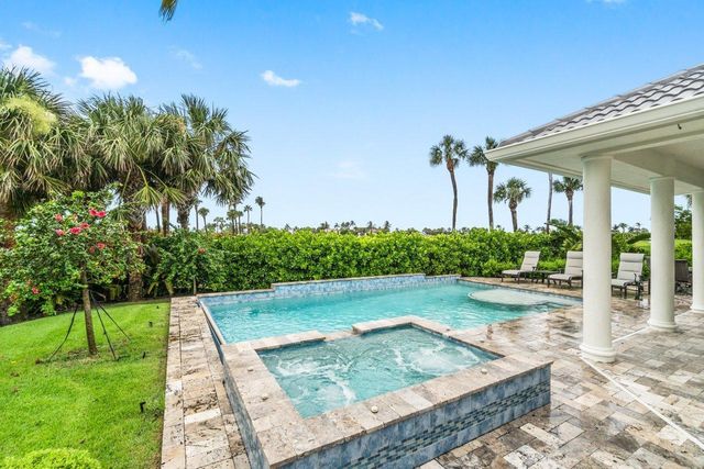 1904 SE Sailfish Point Boulevard, Stuart, FL 34996