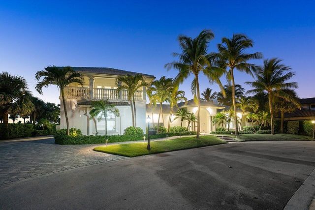 1904 SE Sailfish Point Boulevard, Stuart, FL 34996