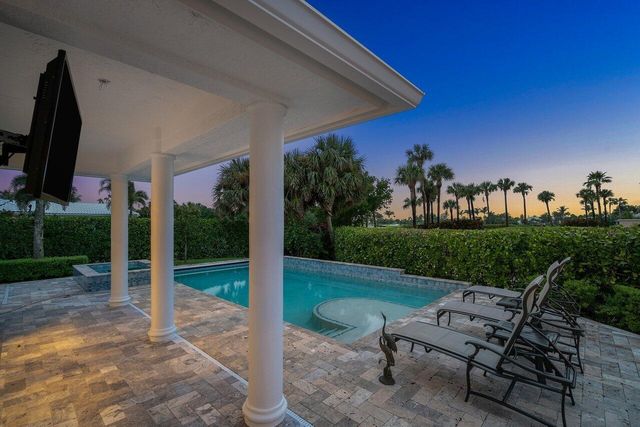1904 SE Sailfish Point Boulevard, Stuart, FL 34996
