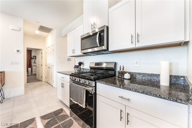 10947 Artisan Ranch Avenue, Las Vegas, NV 89166